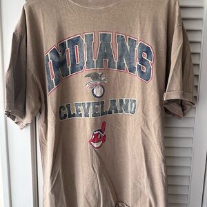 Cleveland Indians Graphic T-Shirt